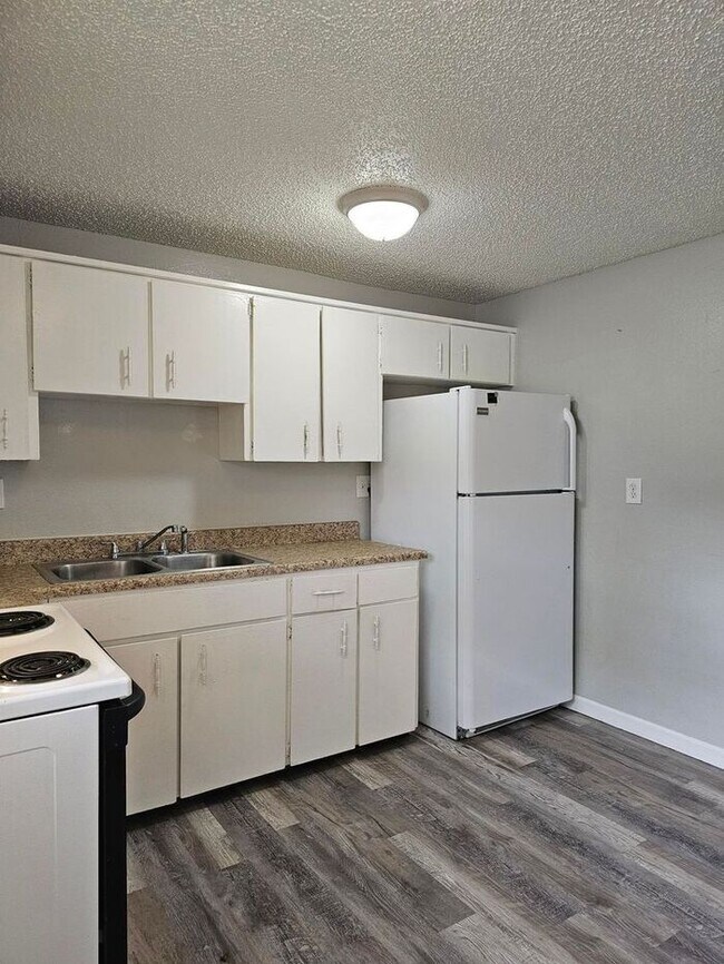 Foto del edificio - 2-Bed, 1-Bath Home for Lease!