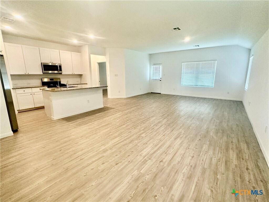 5936 Geronimo Wy, Seguin, TX 78155 House Rental in Seguin, TX