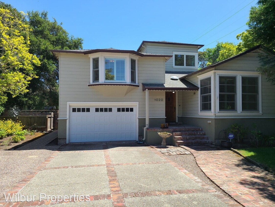 Primary Photo - 5 br, 3.5 bath House - 1020 Del Norte Ave