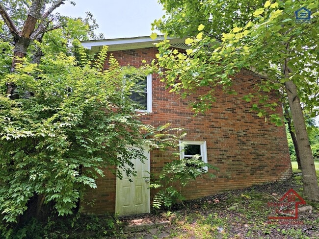 Building Photo - 54 Big Springs Cir