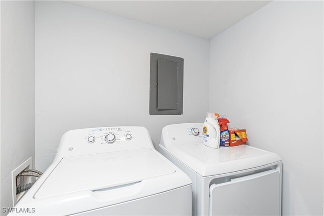 Building Photo - 11030 Gulf Shore Dr