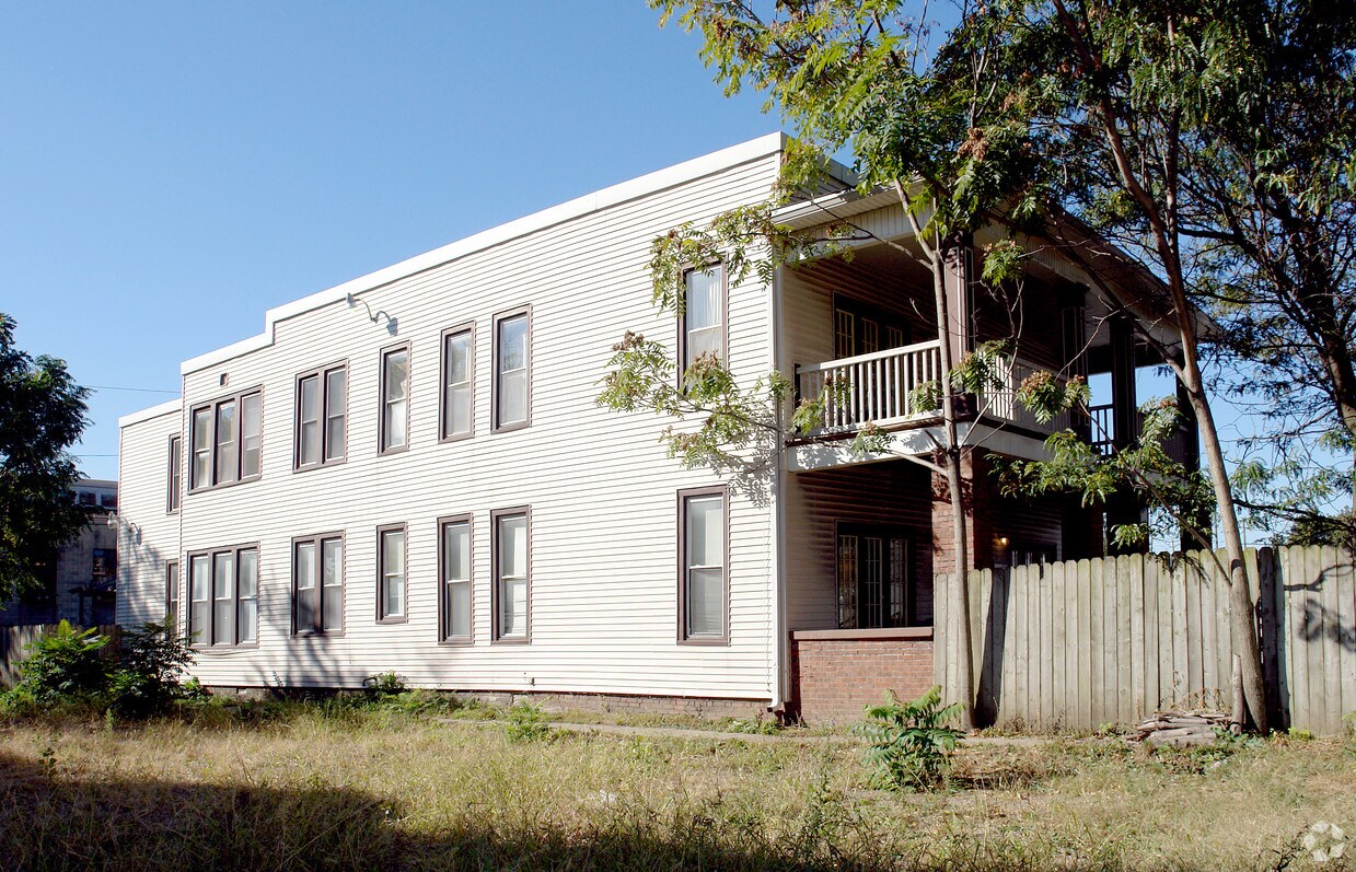 Foto principal - 1127-1129 E Market St