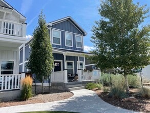 Building Photo - 180 Barnwood Cir