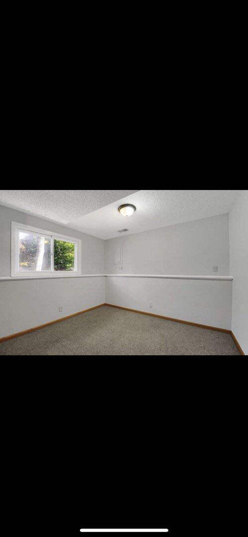 Foto del edificio - Bright, Spacious, home for rent in Plymout...
