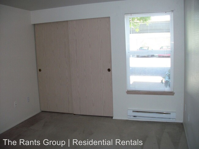 Foto del edificio - 16516 Creek Ln SE