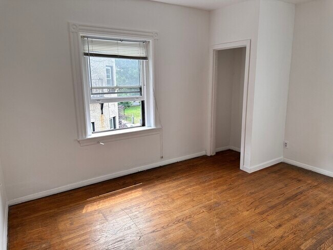 Foto del edificio - 923 Beacon St