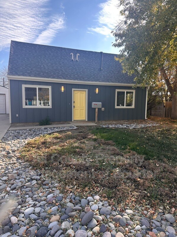 Primary Photo - 712 S Roosevelt Ave