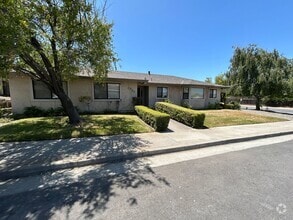 Building Photo - 1351 Diablo Dr