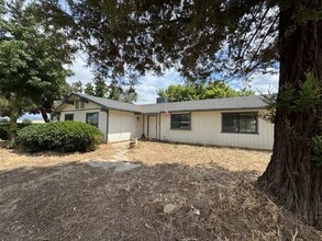 Building Photo - 21293 E American Ave