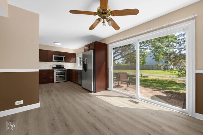 Foto del edificio - 1705 College Green Dr