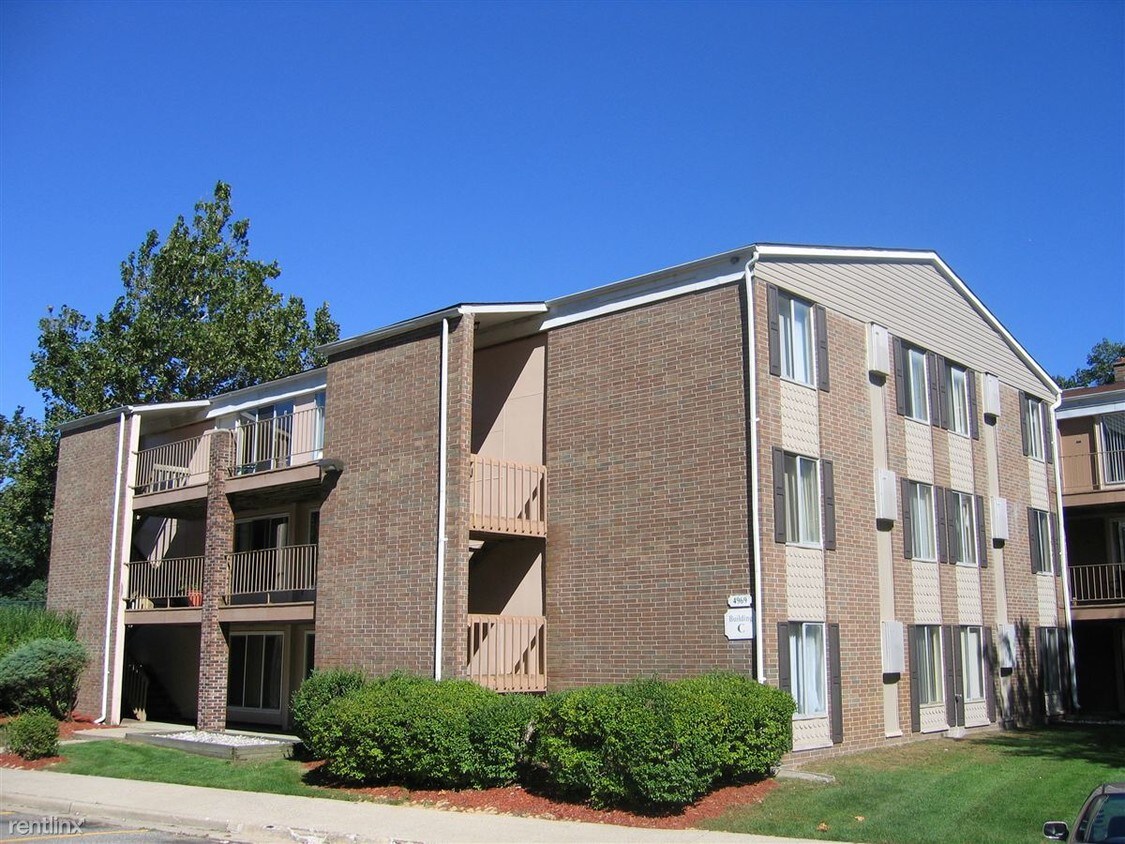Primary Photo - 4999 Campus Hill Dr