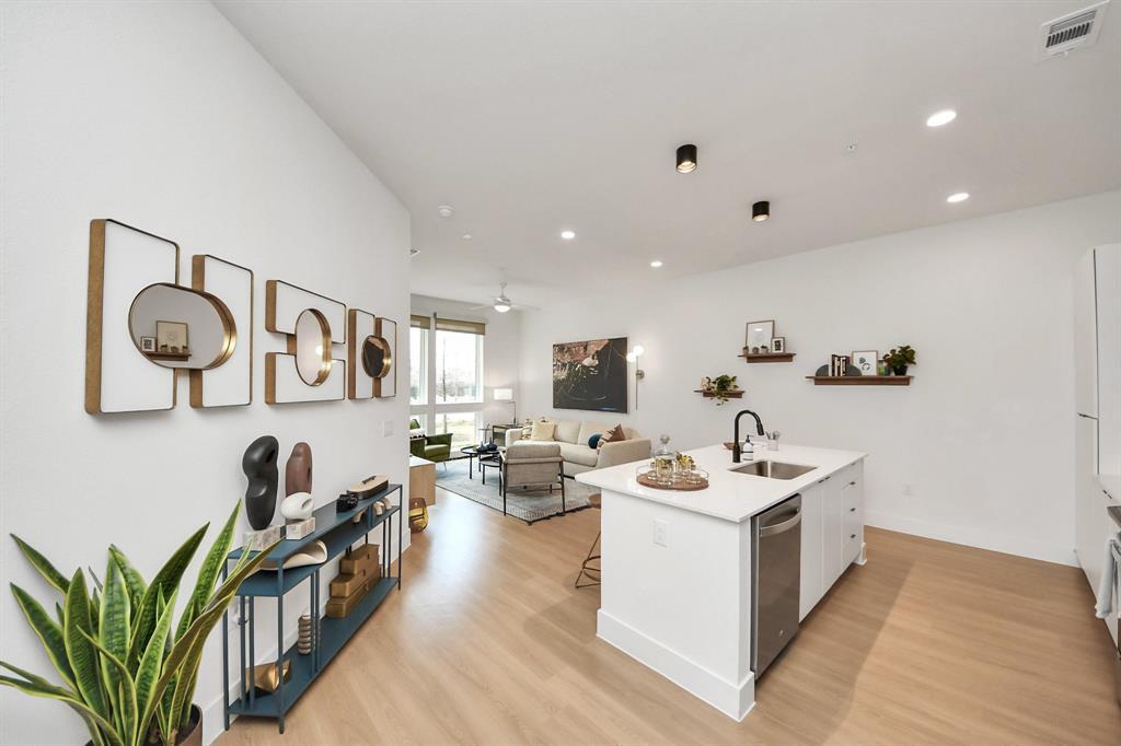 Foto principal - 2810 Riverby Rd