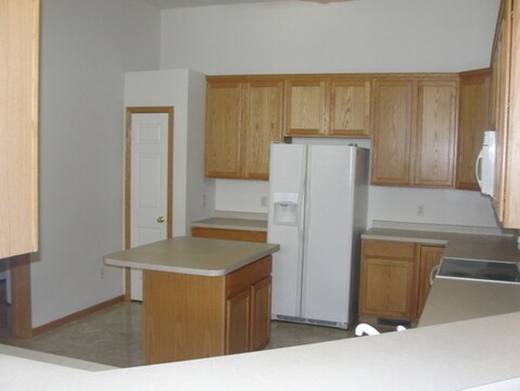 Building Photo - 11320 London Ct NE