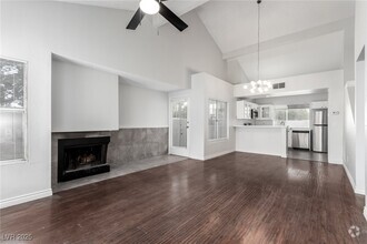 Building Photo - 5644 Vineyard Ln