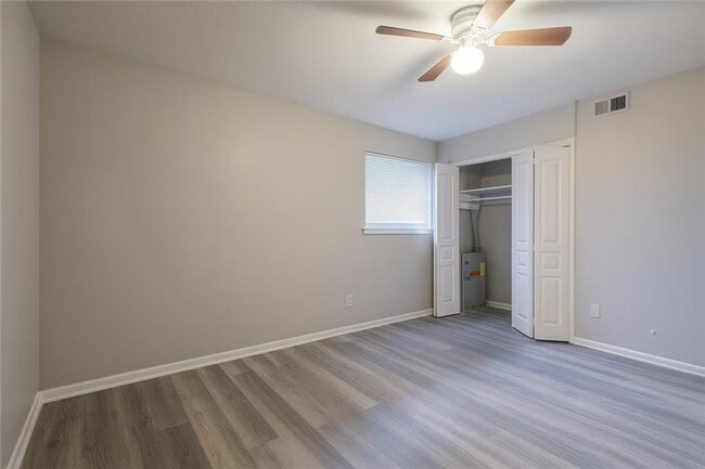 Building Photo - 3300 College St