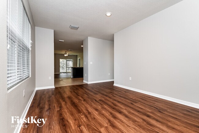 Foto del edificio - 16848 Trite Bend St