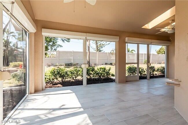 Building Photo - 16404 Kelly Woods Dr
