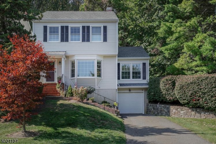 4 Zamrok Way, Morristown, NJ 07960 Condo for Rent in Morristown, NJ