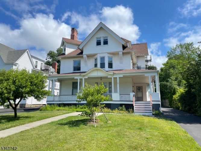 60 Hill St, Morristown, NJ 07960 Room for Rent in Morristown, NJ