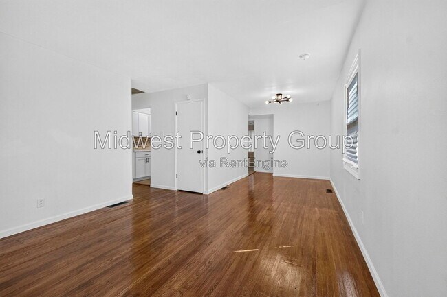 Foto del edificio - 338 Lancashire Rd