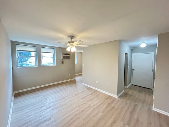 Foto del edificio - 5524 8th St NW