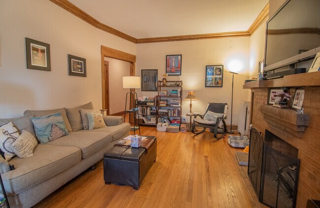 Foto del edificio - 5333 N Winthrop Ave