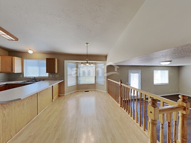 Building Photo - 2475 W 1325 N