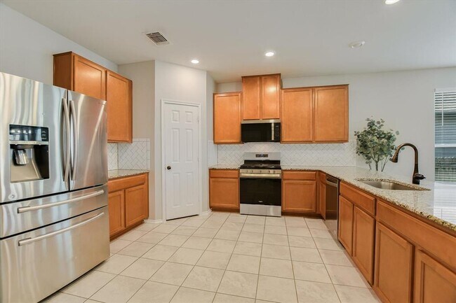 Building Photo - 7932 Gato Ln
