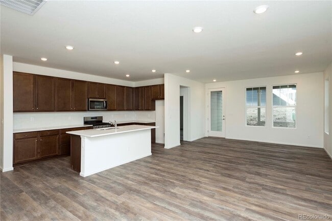 Building Photo - 628 Felicity Loop