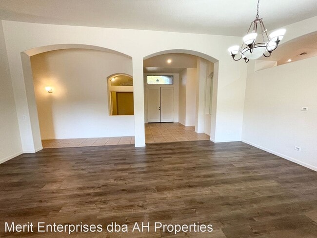 Building Photo - 5 br, 3 bath House - 16365 W BADEN AVE