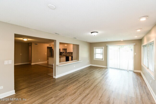 Building Photo - 7215 Sharbeth Dr S