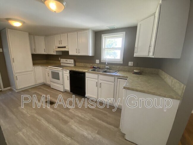 Foto del edificio - 1155 SW Medford Ave