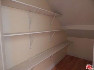 Primary Photo - 2018 Hillcrest Dr