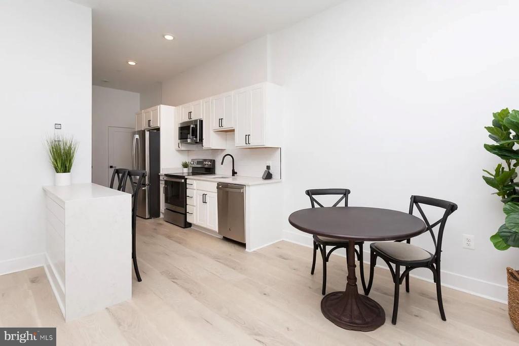 Foto principal - 1709 Fleet St