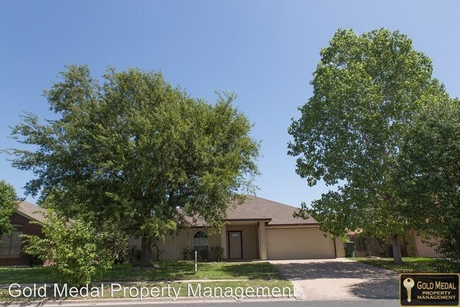 Building Photo - 3921 Oak Valley Dr