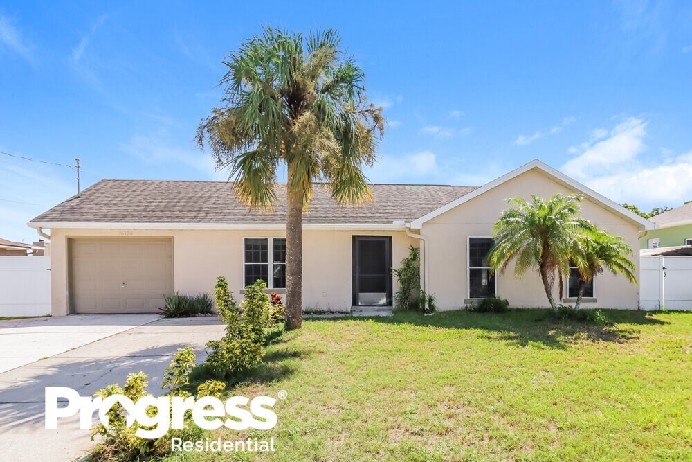 Foto principal - 16136 Villa Dr