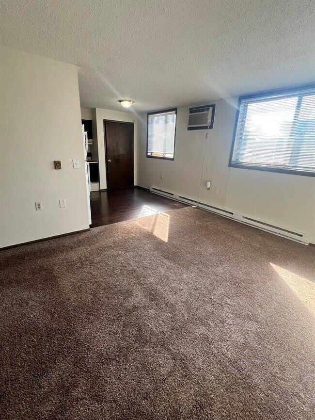 Foto del edificio - 2120 4th Ave