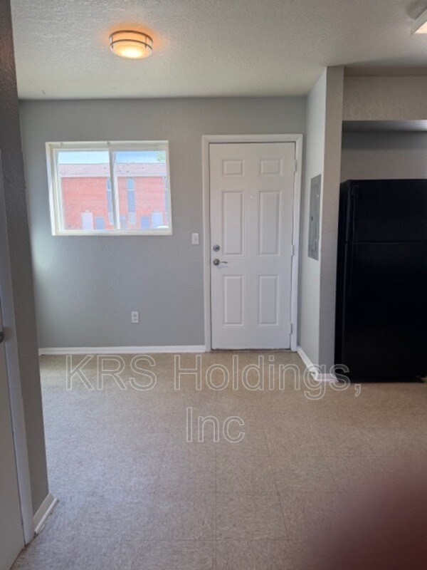 Foto del edificio - 4203 Orcutt Ave