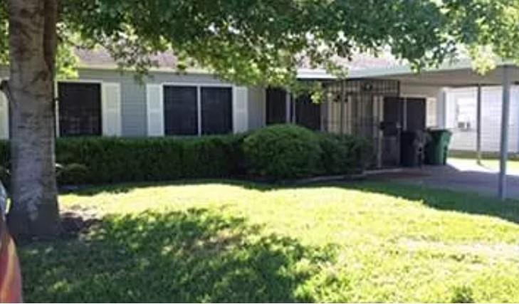 Foto principal - 4914 Airport Blvd
