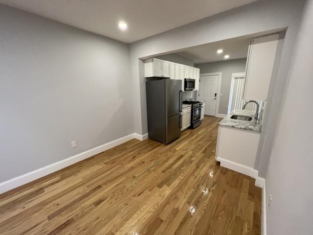 Building Photo - 2 bedroom in Cambridge MA 02140