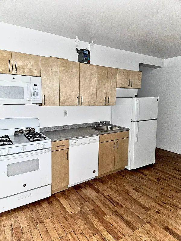 Foto principal - 2 bedroom in NEW YORK NY 10032