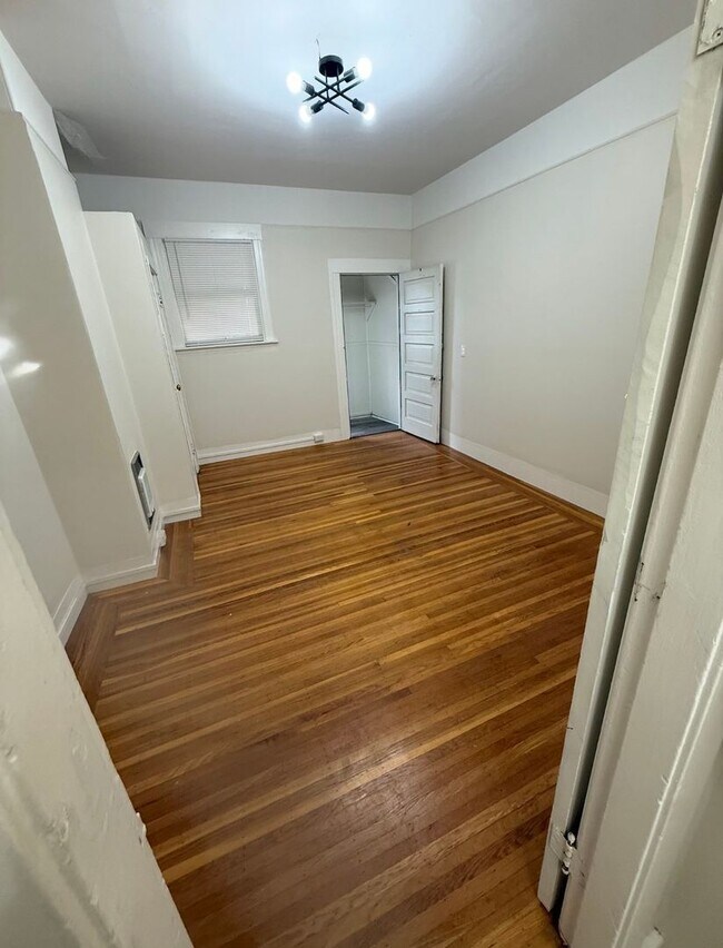 Foto del edificio - M33