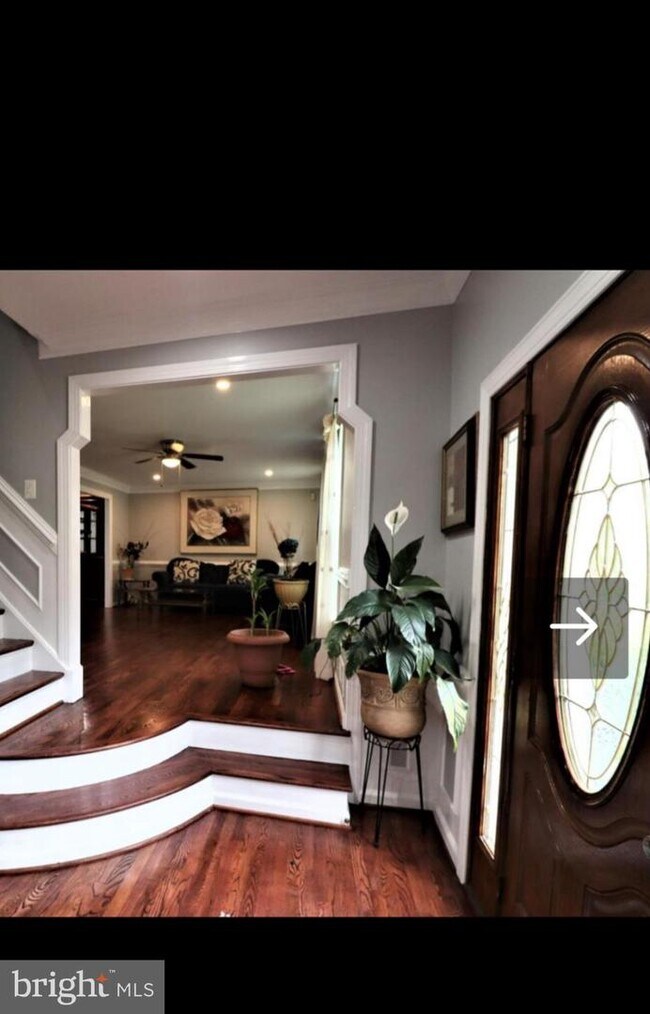 Foto del edificio - 8005 Lake Pleasant Dr
