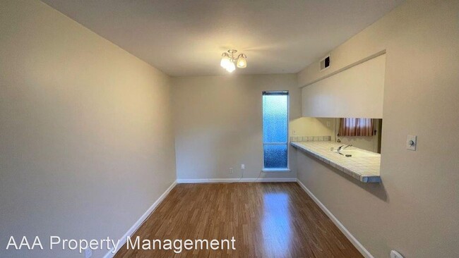 Building Photo - 2 br, 1.5 bath House - 5510 Roundtree Driv...