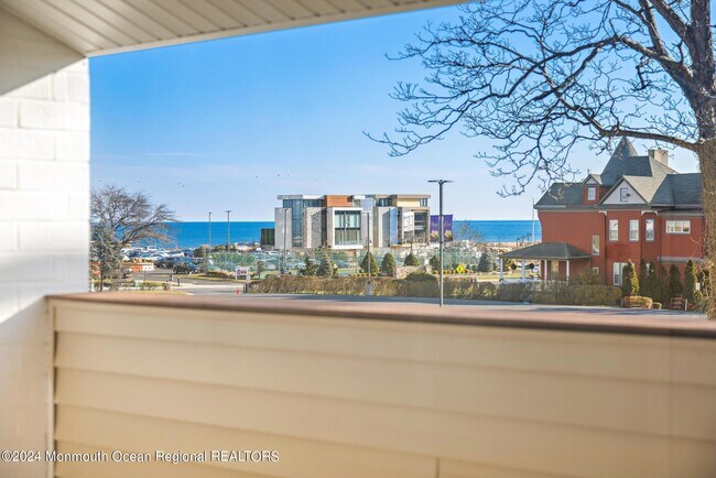 Foto del edificio - 764 Ocean Ave