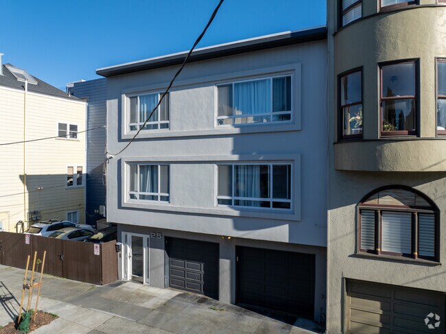 Building phoot - 25 Camp St