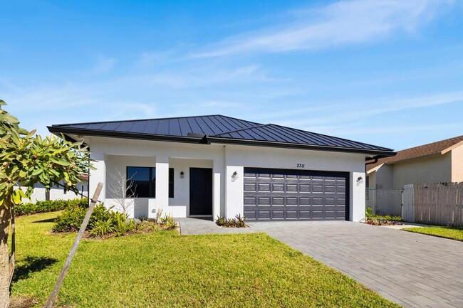 Building Photo - 2311 Zeder Ave