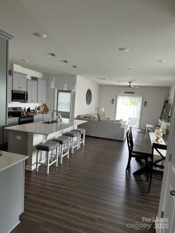 Building Photo - 105 Abersham Dr