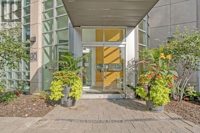 Building Photo - 90 Absolute Ave