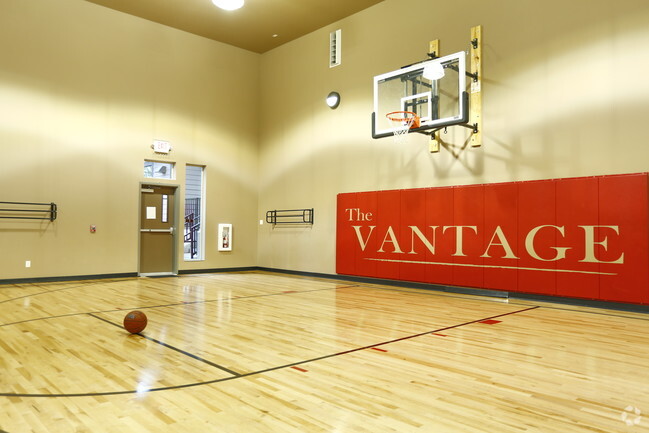 Building Photo - The Vantage
